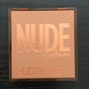 Huda Beauty Nude Obession Palette - Nude Medium